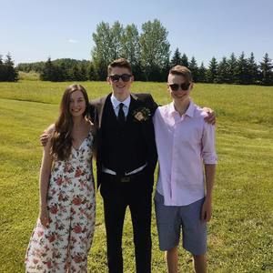 Meet your Posher, Danielle